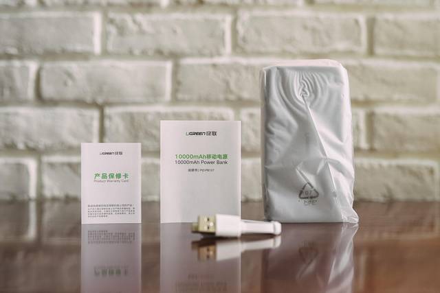 试用评测丨玩出手感的KU游官网10000毫安鹅卵石充电宝